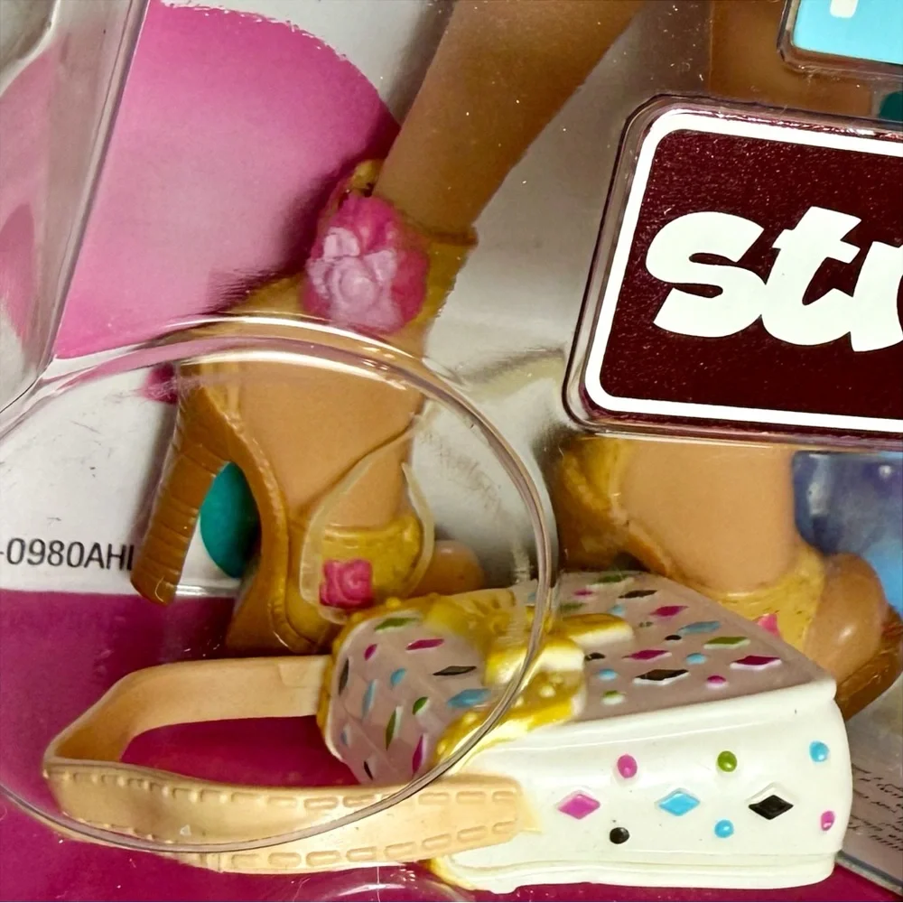 Barbie My Scene “Street Sweet” Kennedy Doll by Mattel